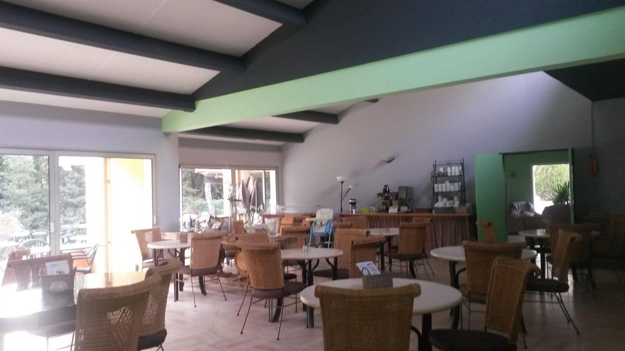 Hotel Restaurant Le Mas De L'Olivier Pont-Saint-Esprit Eksteriør bilde
